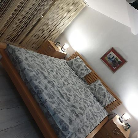 Lucky Residence Astra 1 Brasov Bagian luar foto